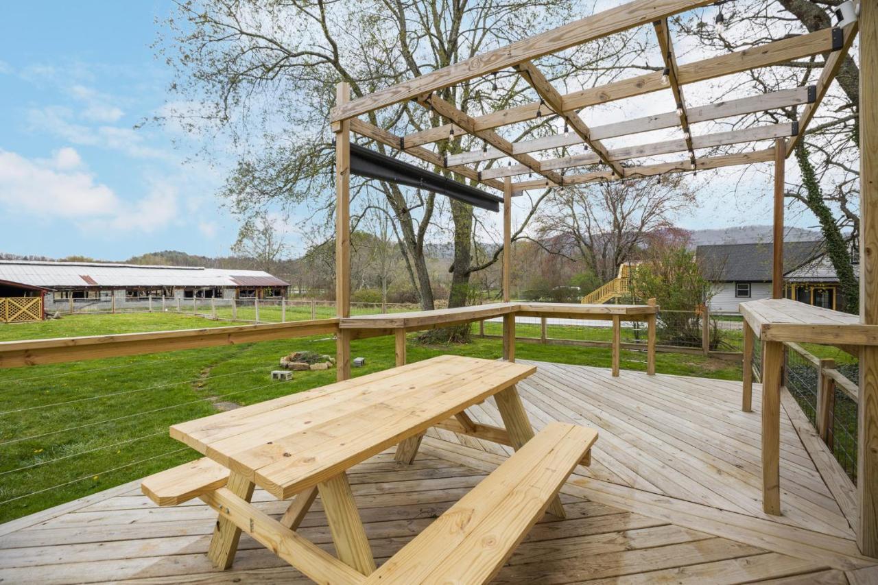 Mountain City Charming 4 Bedroom Farmhouse With Large Backyard For Entertaining מראה חיצוני תמונה